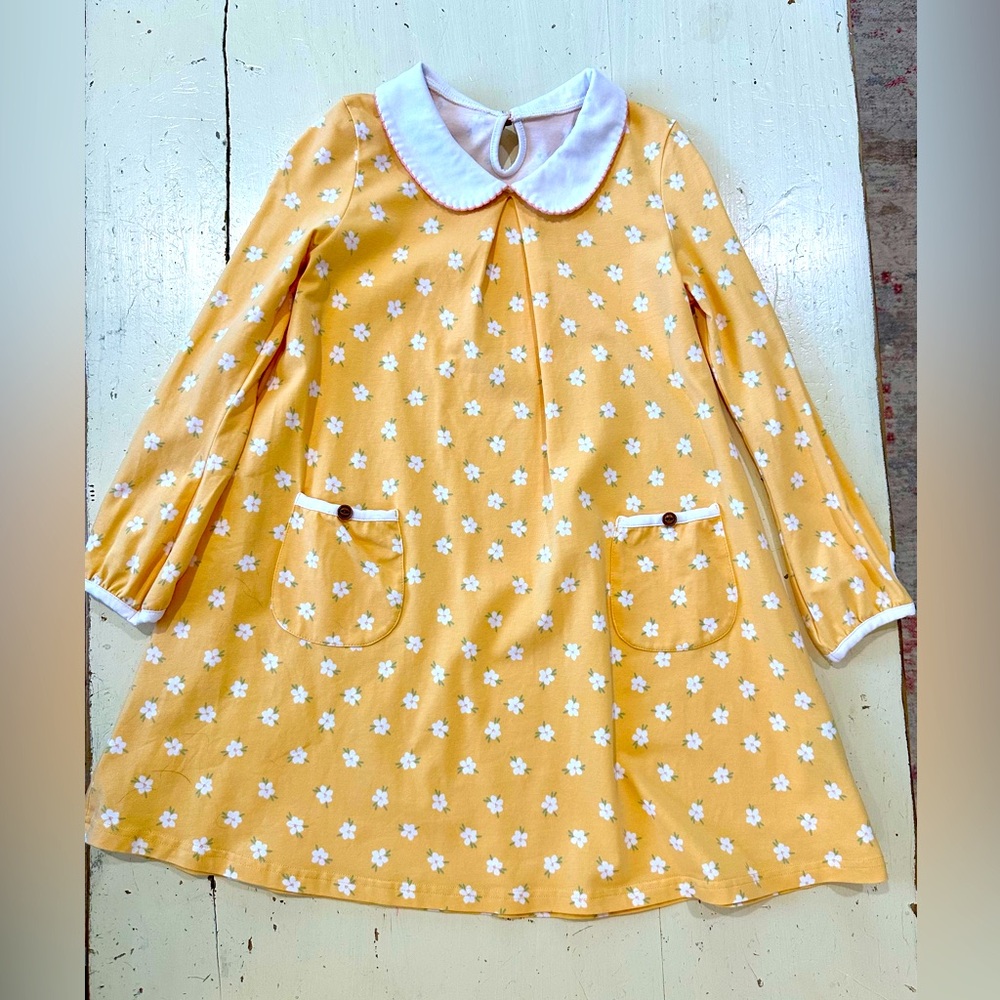 Shrimp & Grits Yellow Floral swing Dress with collar in size L (7-8)